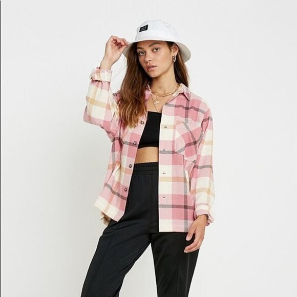 Urban Outfitters Dustin Flannel Button Down Shirt Light Pink Plaid - Picture 1 of 16